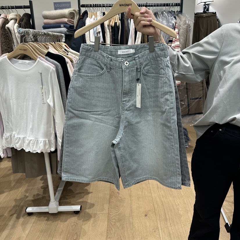 M.G.N㊣東大門實拍女士新品時尚熱賣26春夏休閑推薦短褲春款MAGNET短褲圖色1