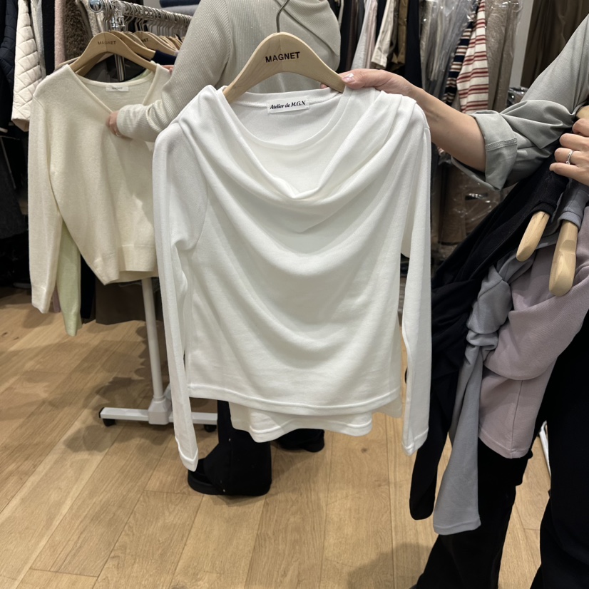 M.G.N㊣東大門實拍女裝新品人氣時尚26春夏長袖T恤假兩件春款MAGNET長袖T恤圖色1