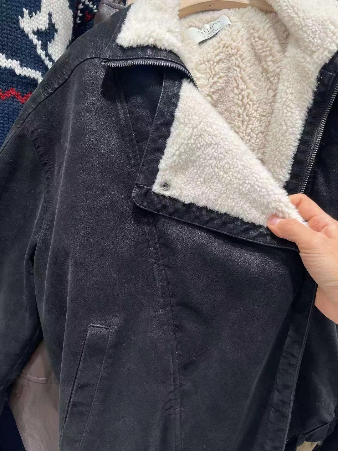 CELLONA東大門實拍女裝新款25秋冬推薦時尚熱賣人氣職業夾克CELLONA夾克