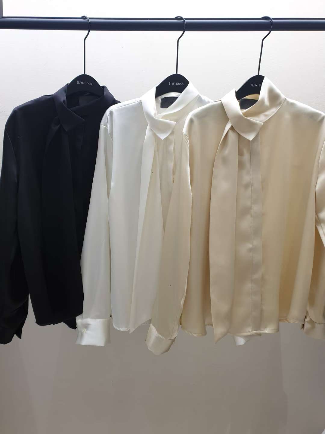 S.W SHOP-에스 더블유샵-T韓國直郵㊣女裝新品時尚襯衫蕾絲衫S.W SHOP襯衫/蕾絲衫圖色1左一色