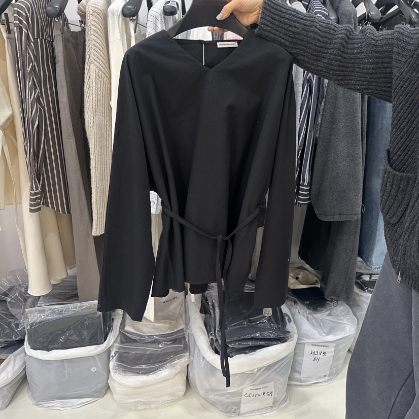 MUSHROOM EFFECT韓國直郵㊣女裝新品熱賣26春夏襯衫蕾絲衫春款MUSHROOM EFFECT襯衫/蕾絲衫圖色2