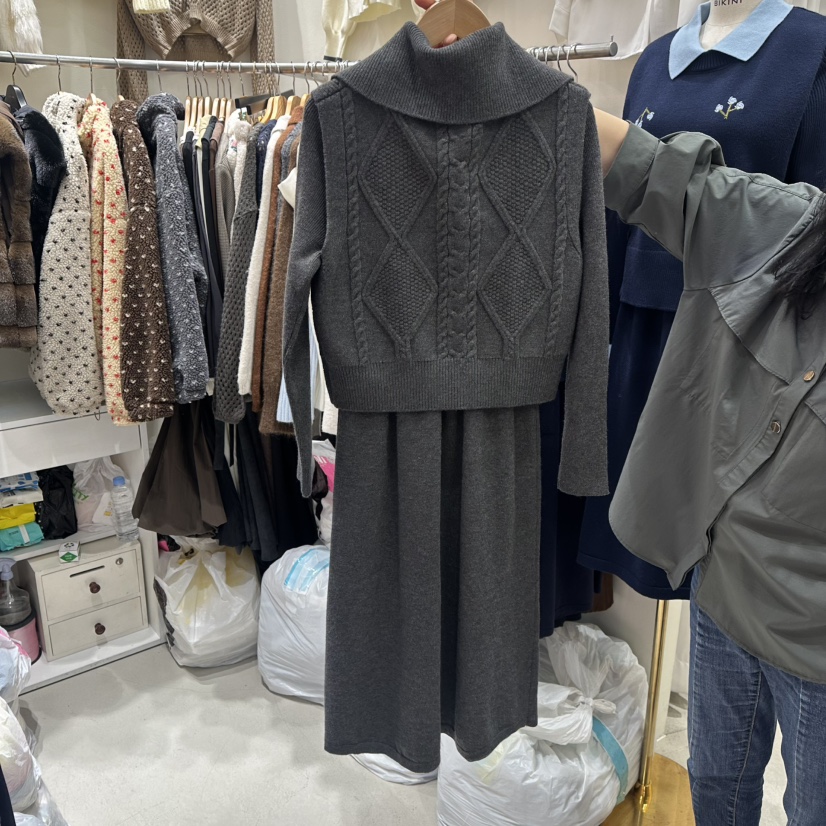 BIKINI東大門直郵㊣女士新款熱賣時尚職業人氣推薦套裝套裝BIKINI套裝