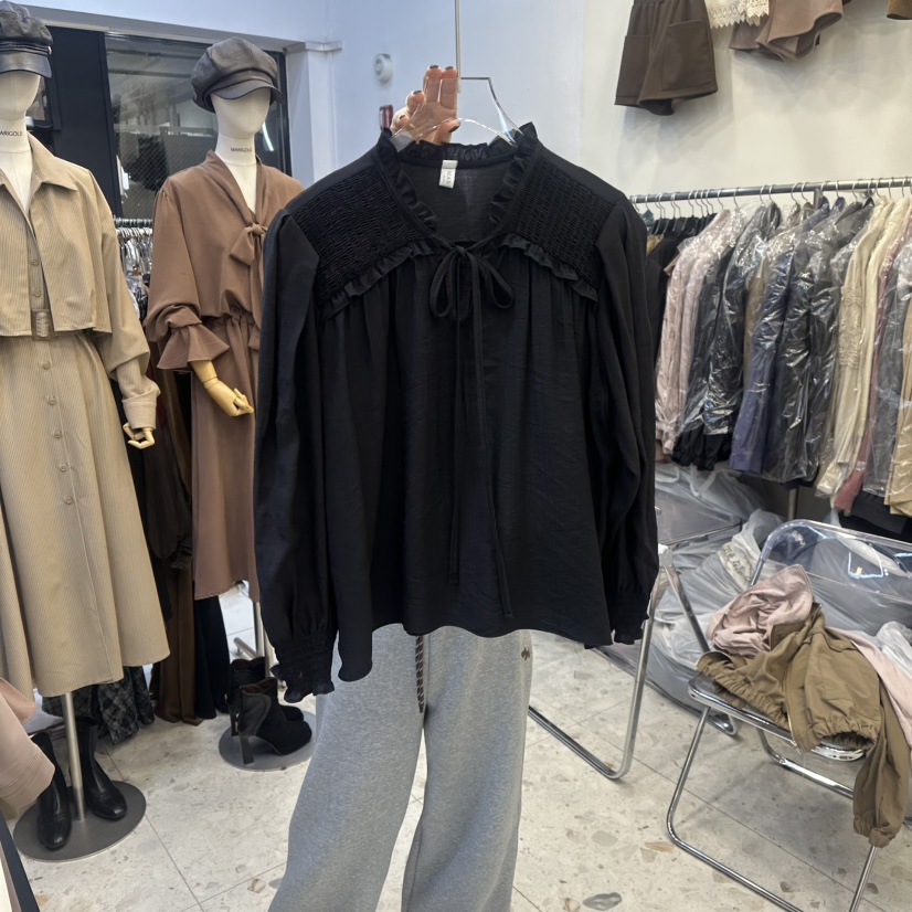 MARIGOLD韓國代購㊣女士新品26春夏真品人氣時尚襯衫蕾絲衫MARIGOLD襯衫/蕾絲衫圖色3