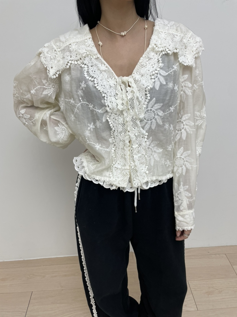 MILLIMETER韓國代購㊣女裝新品職業人氣時尚熱賣襯衫蕾絲衫MILLIMETER/MGML襯衫/蕾絲衫