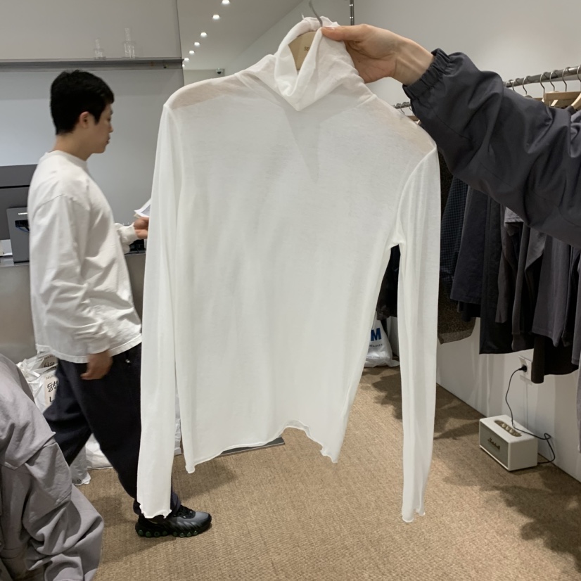 SELF SERVICE東大門直郵㊣女士新款休閑職業推薦長袖T恤透明SELF SERVICE長袖T恤圖色2