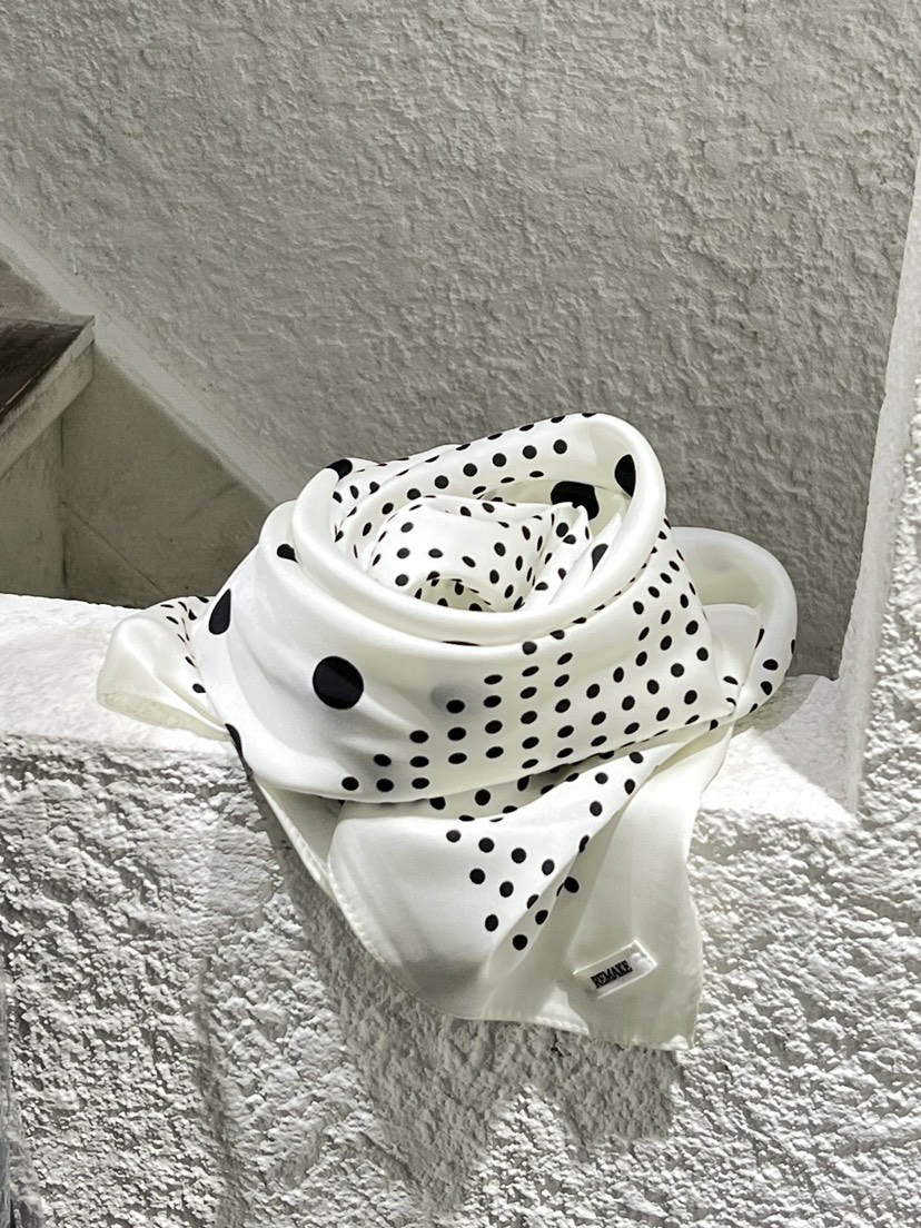 WEARABLE-L韓國代購㊣女裝新款時尚休閑26春夏圍巾披肩春款WEARABLE圍巾/披肩