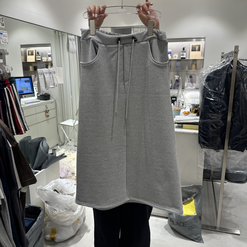 COMBO㊣東大門實拍女裝新品真品休閑推薦職業熱賣26春夏長裙春款COM_BO長裙圖色1