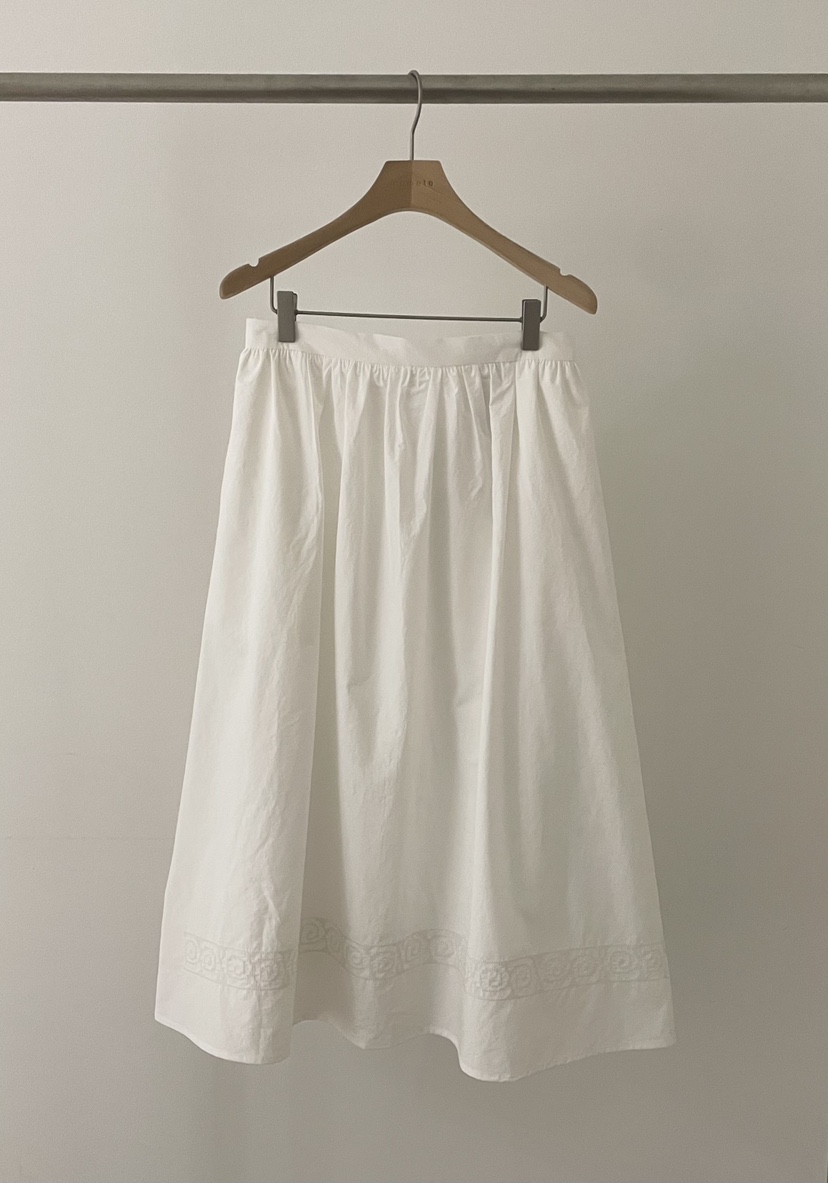 COMETE㊣東大門代購女士新款26春夏推薦時尚職業人氣長裙刺繡COMETE長裙圖色2