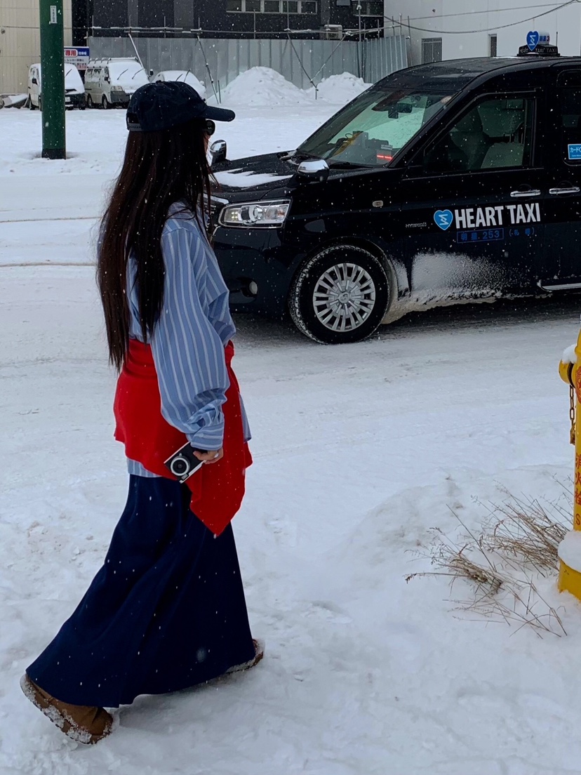 LIKEVAM㊣東大門實拍女裝新款人氣26春夏休閑時尚推薦長裙緞面LIKEVAM長裙