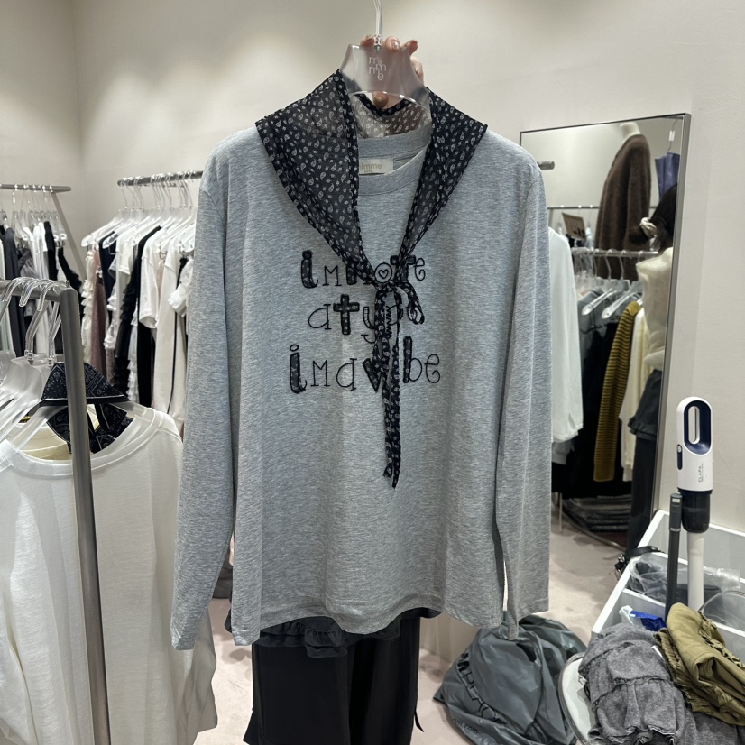 MIMME/LOOKK東大門直郵㊣女士新款時尚26春夏長袖T恤含圍巾春款MIMME/LOOKK長袖T恤圖色2