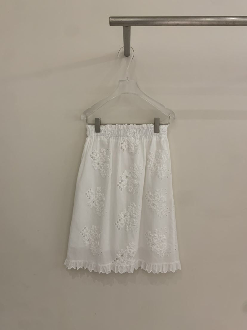 MIMME/LOOKK韓國代購㊣女士新款時尚人氣短裙刺繡花朵春款MIMME/LOOKK短裙