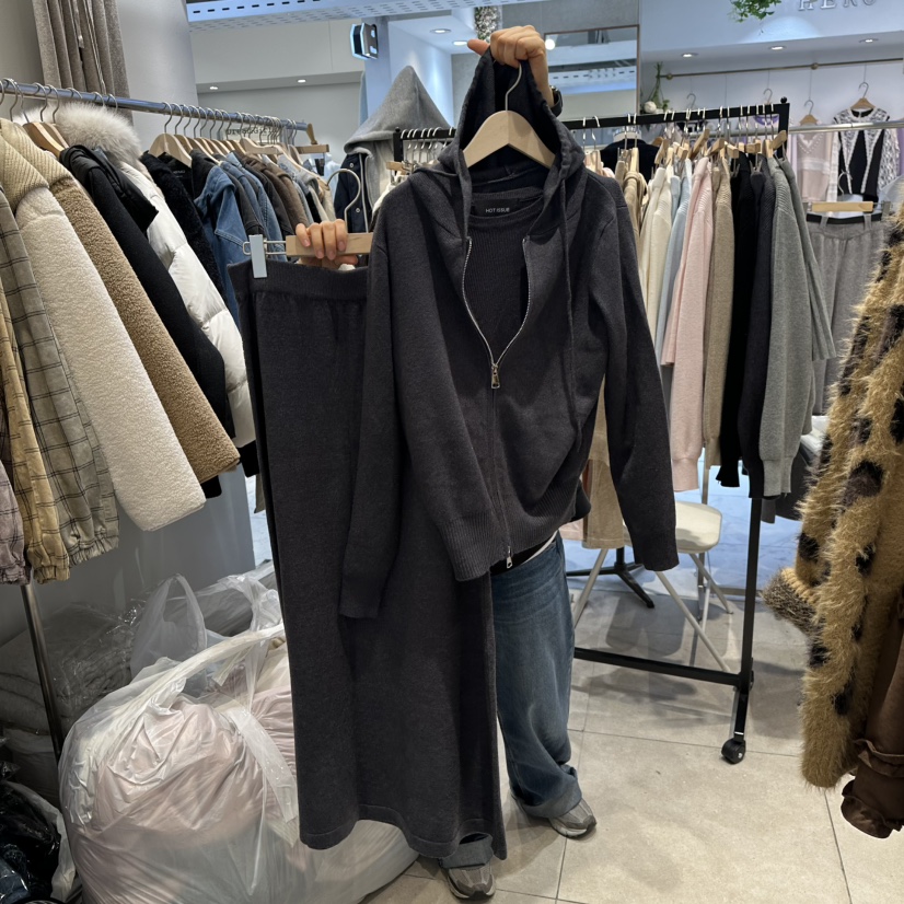 DREAM GIRIS/HOT PLACE㊣東大門代購女裝新款真品套裝三件套套裝兜帽DREAM GIRIS/HOT PLACE套裝圖色5墨色