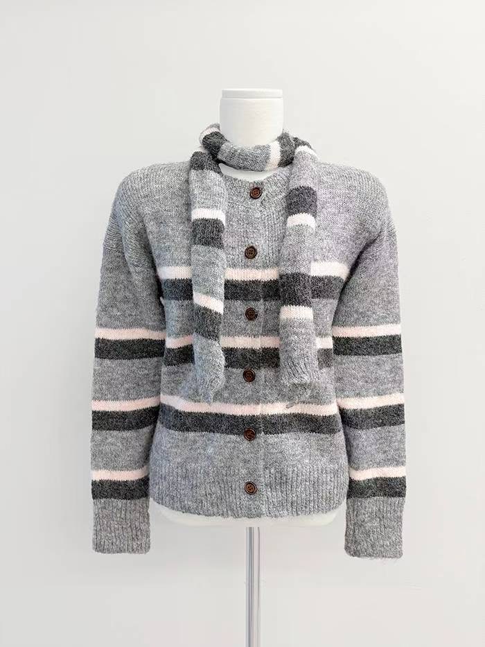 IT東大門實拍女裝新款25秋冬職業人氣時尚休閑針織衫含圍巾IT針織衫圖色2