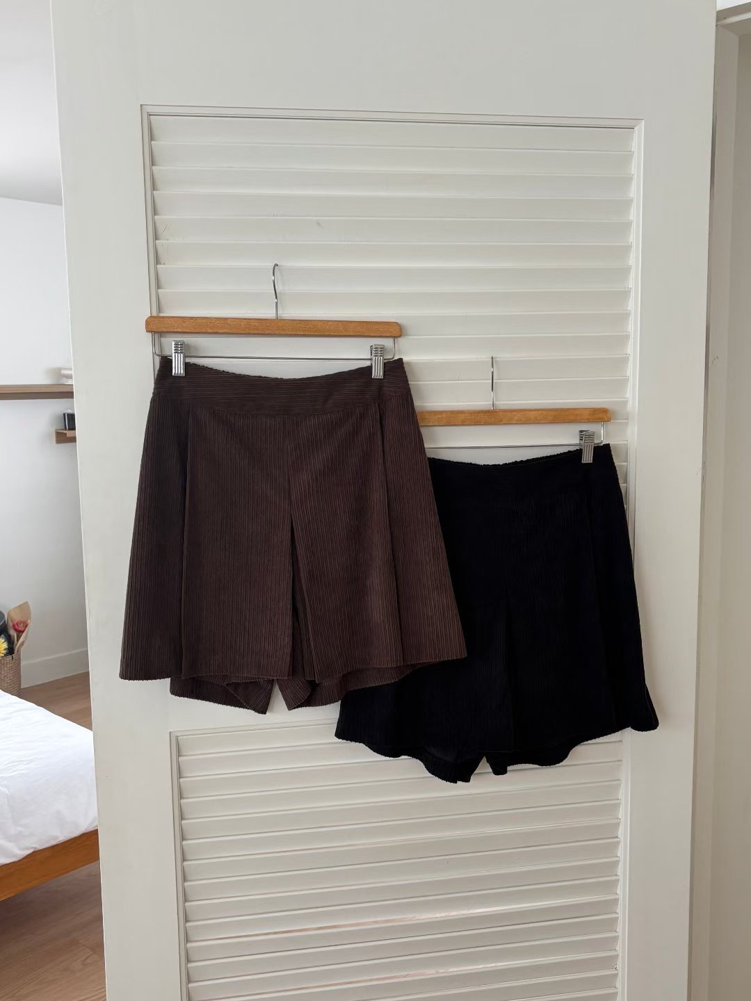 YANGPA韓國直郵女士新款推薦人氣職業26春夏熱賣短裙褶皺YANGPA短裙圖色2左二色