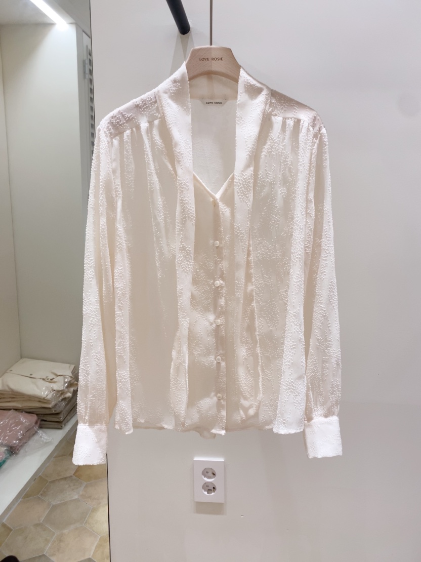 LOVE ROSIE韓國直郵女裝新款26春夏人氣推薦襯衫蕾絲衫棉LOVE ROSIE襯衫/蕾絲衫