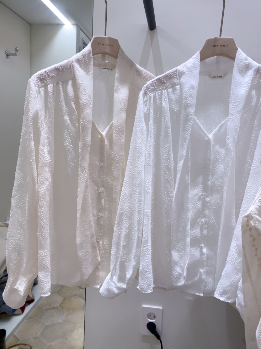 LOVE ROSIE韓國直郵女裝新款26春夏人氣推薦襯衫蕾絲衫棉LOVE ROSIE襯衫/蕾絲衫