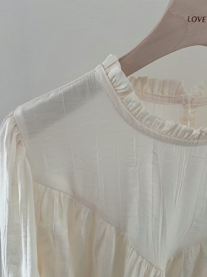 LOVE ROSIE韓國直郵女裝新品26春夏時尚襯衫蕾絲衫泡泡袖LOVE ROSIE襯衫/蕾絲衫