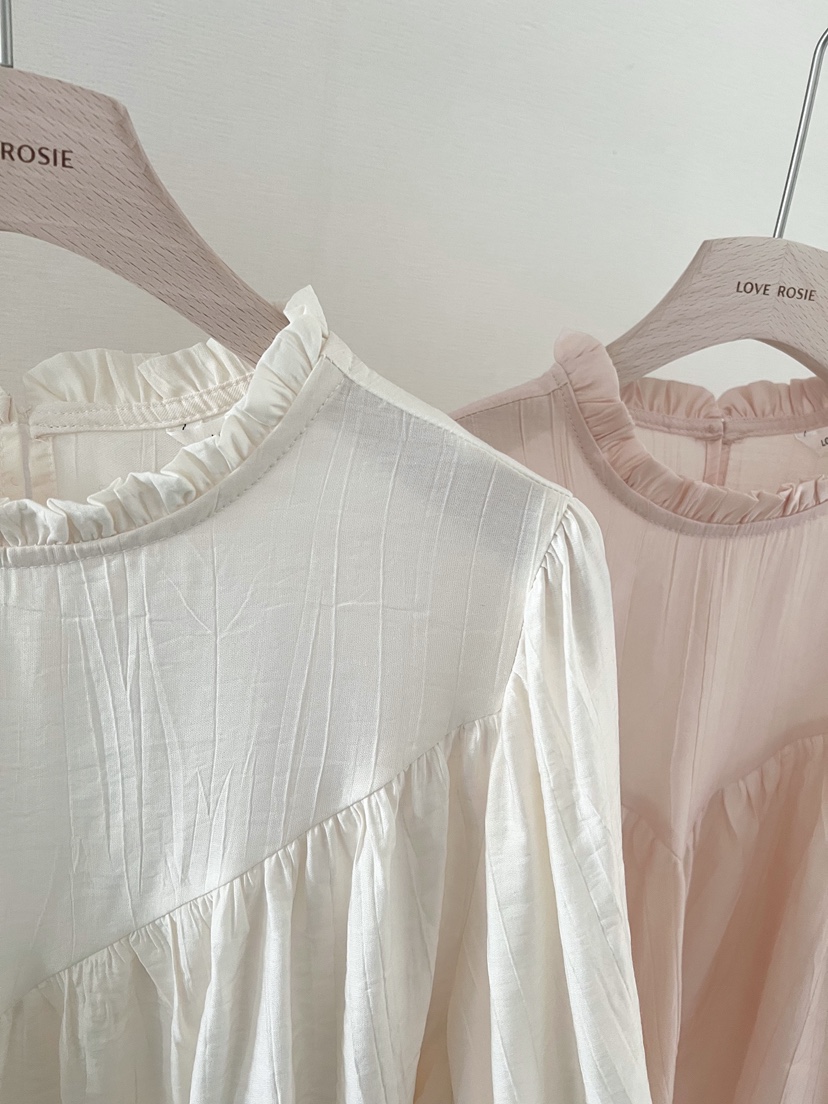 LOVE ROSIE韓國直郵女裝新品26春夏時尚襯衫蕾絲衫泡泡袖LOVE ROSIE襯衫/蕾絲衫