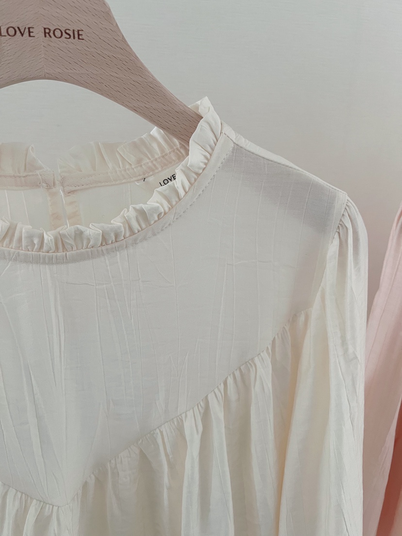 LOVE ROSIE韓國直郵女裝新品26春夏時尚襯衫蕾絲衫泡泡袖LOVE ROSIE襯衫/蕾絲衫