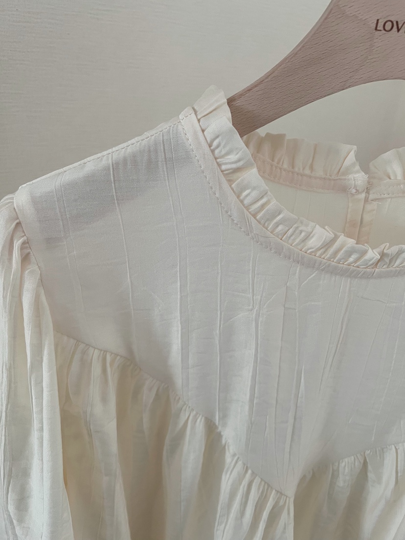 LOVE ROSIE韓國直郵女裝新品26春夏時尚襯衫蕾絲衫泡泡袖LOVE ROSIE襯衫/蕾絲衫