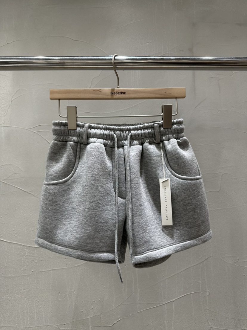 INSSENSE-A韓國直郵女士新款26春夏時尚職業推薦熱賣短褲INSSENSE-A短褲圖色1