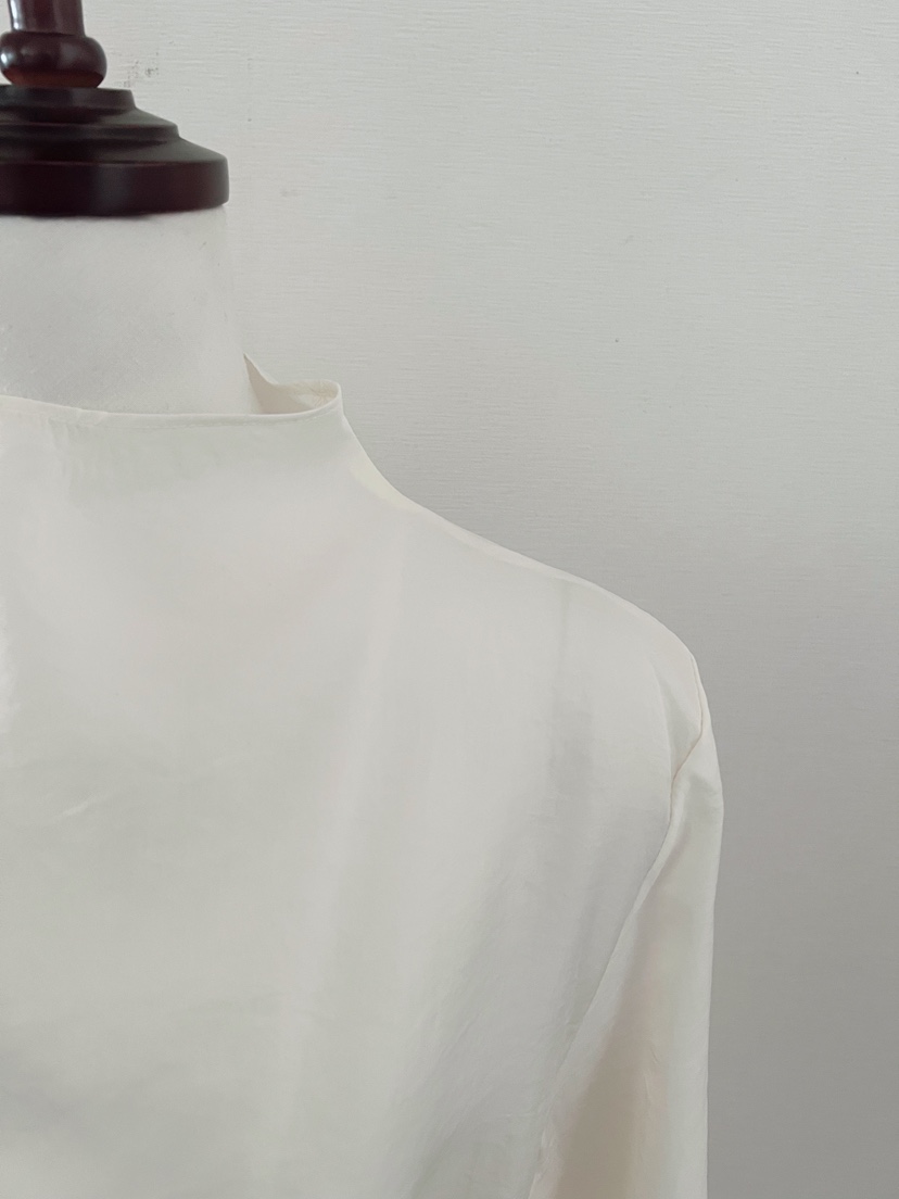 LOVE ROSIE韓國代購女裝新款熱賣襯衫蕾絲衫含腰繩套裝腰帶LOVE ROSIE襯衫/蕾絲衫