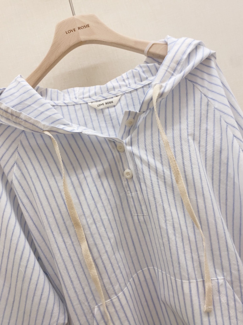 LOVE ROSIE韓國直郵女裝新款熱賣人氣推薦職業襯衫蕾絲衫LOVE ROSIE襯衫/蕾絲衫