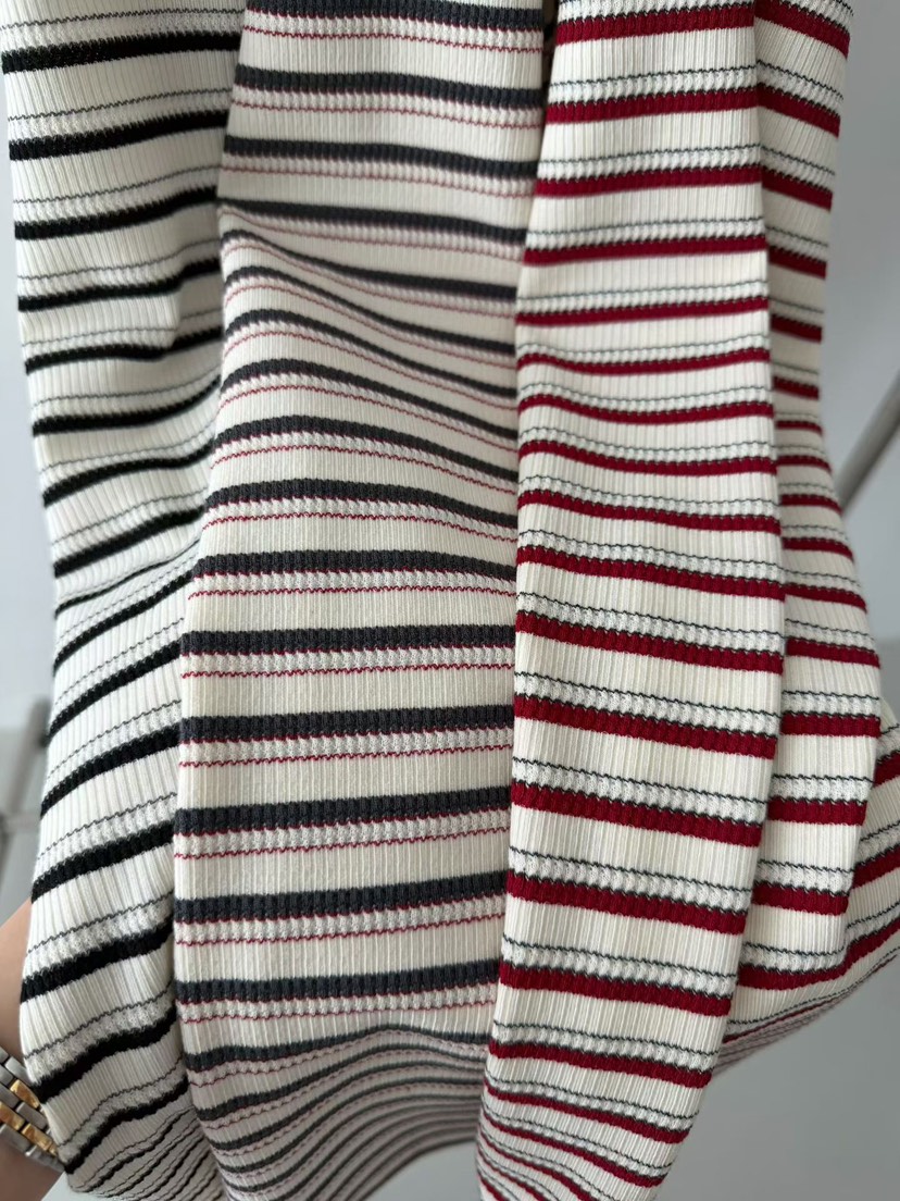 MINIMUZE東大門直郵女士新品人氣真品休閑熱賣時尚長袖T恤MINIMUZE長袖T恤