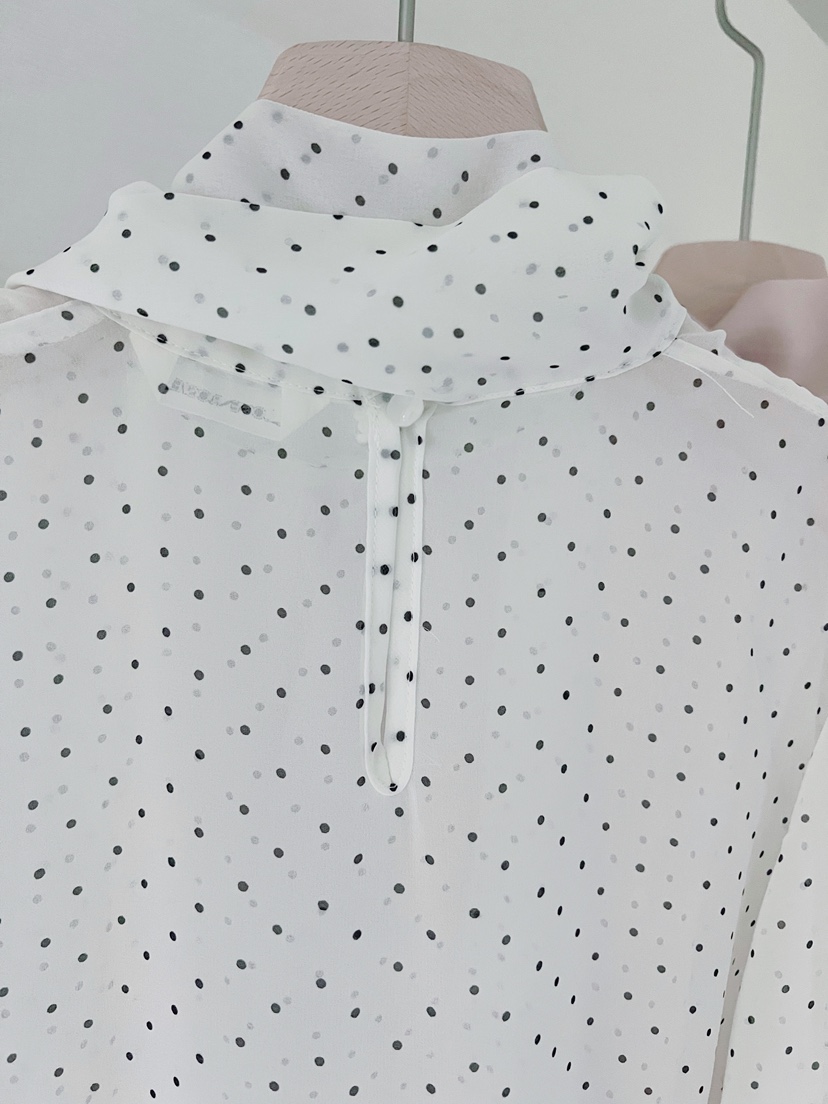 LOVE ROSIE東大門實拍女士新款推薦休閑襯衫蕾絲衫系帶高領LOVE ROSIE襯衫/蕾絲衫