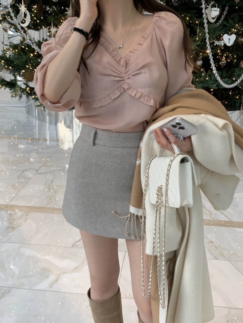 LOVE ROSIE東大門直郵女士新款真品襯衫蕾絲衫泡泡袖荷葉邊LOVE ROSIE襯衫/蕾絲衫