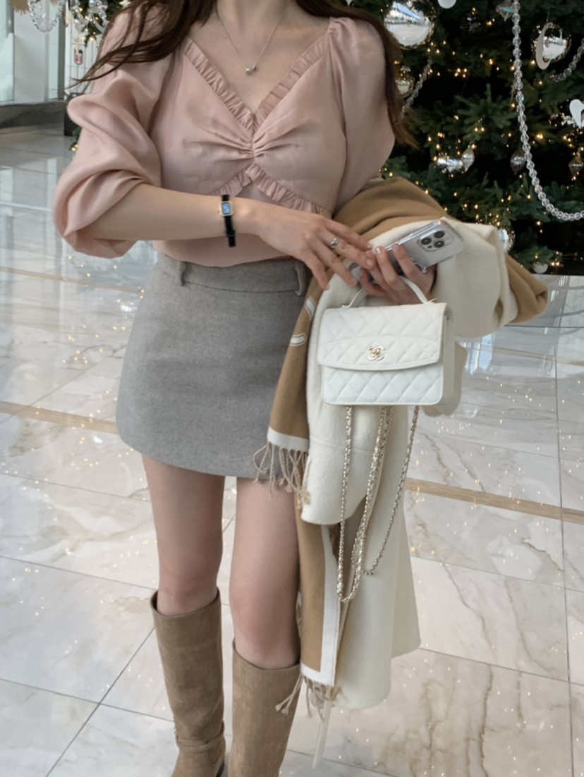 LOVE ROSIE東大門直郵女士新款真品襯衫蕾絲衫泡泡袖荷葉邊LOVE ROSIE襯衫/蕾絲衫