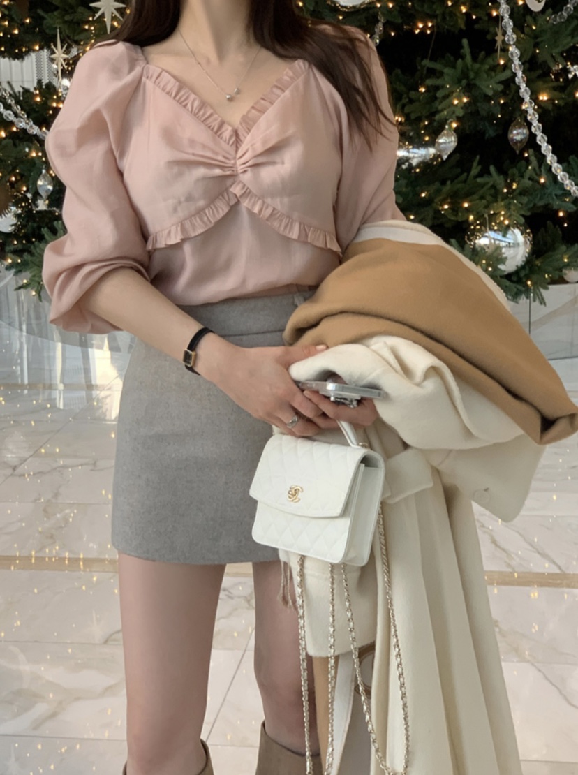 LOVE ROSIE東大門直郵女士新款真品襯衫蕾絲衫泡泡袖荷葉邊LOVE ROSIE襯衫/蕾絲衫