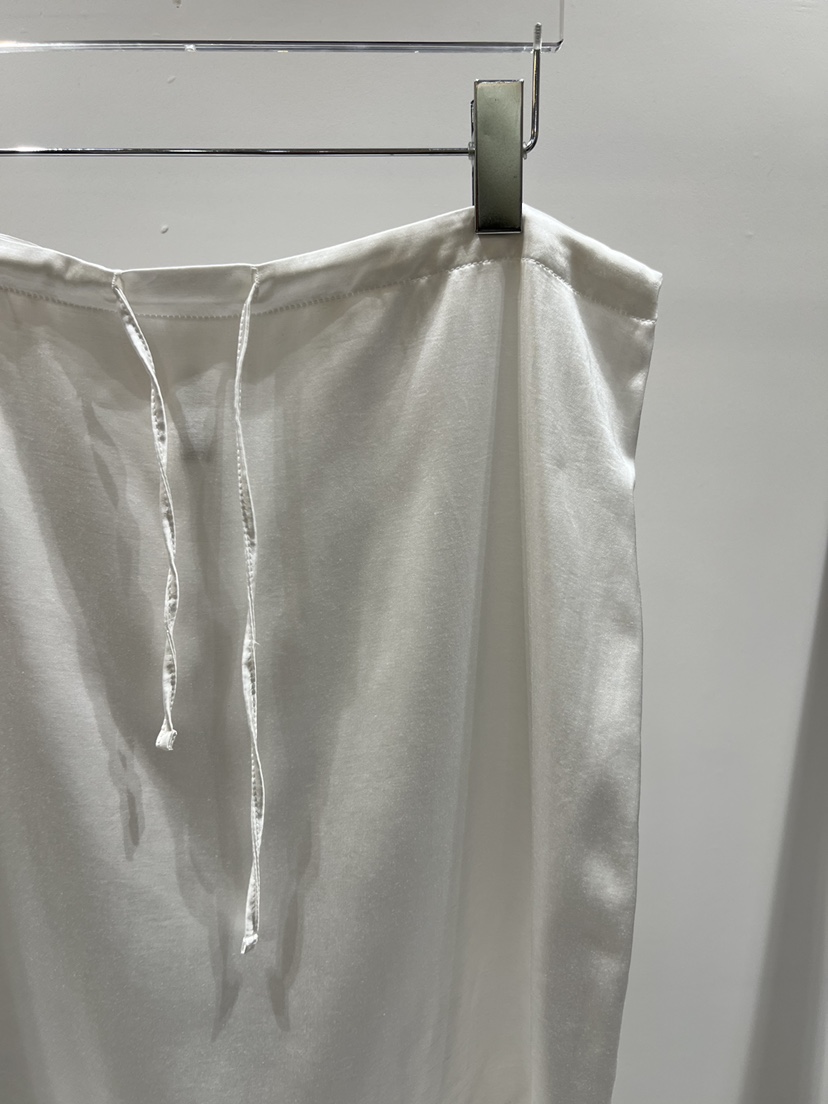 CESTLAVIE東大門代購女士新品職業半身裙中短裙春款蕾絲緞面CESTLAVIE半身裙/中短裙