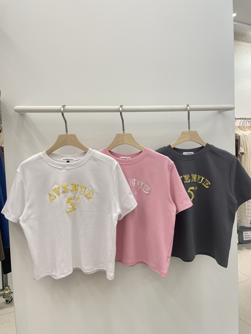 NYLON韓國直郵女裝新款職業時尚26春夏人氣熱賣推薦T恤春款NYLONT恤