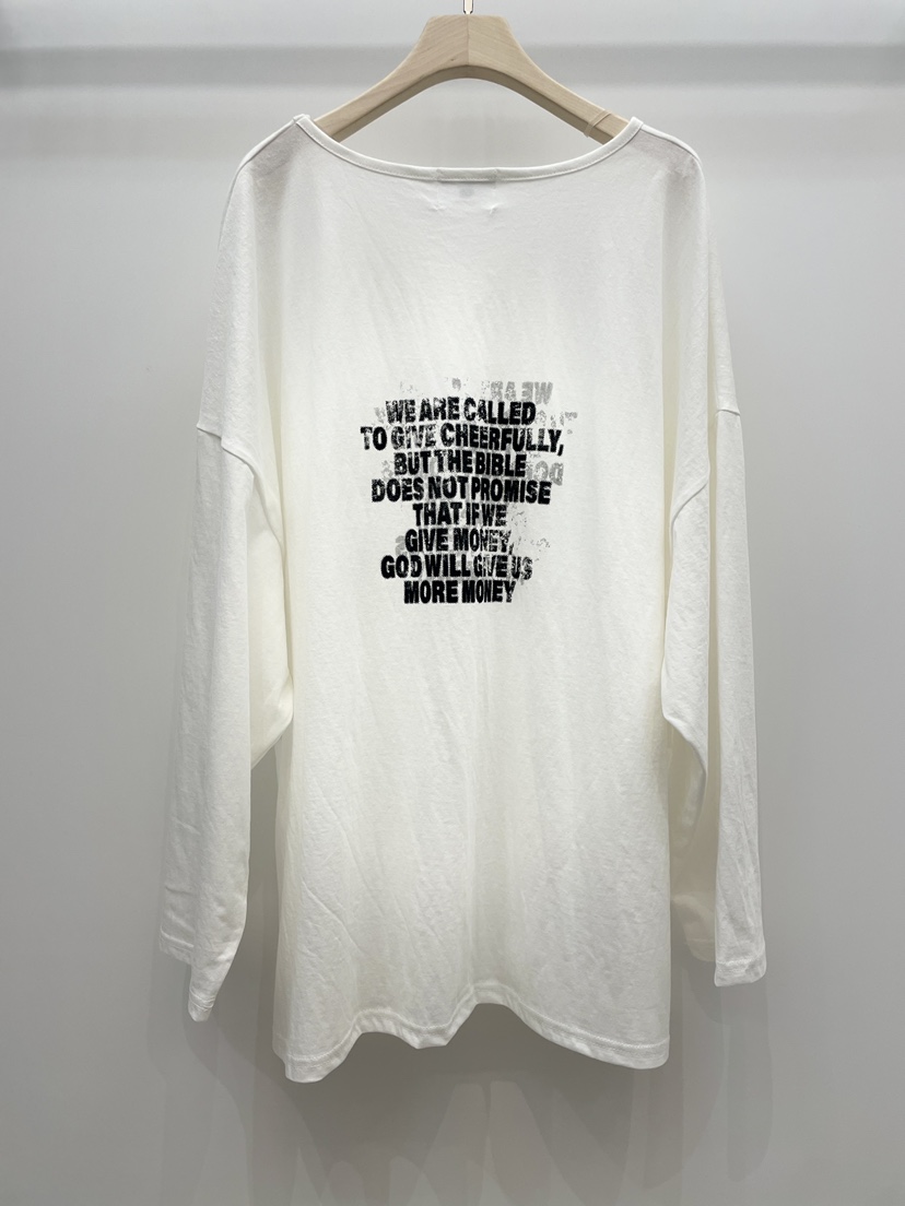 NYLON東大門直郵女士新款26春夏時尚職業推薦長袖T恤春款NYLON長袖T恤