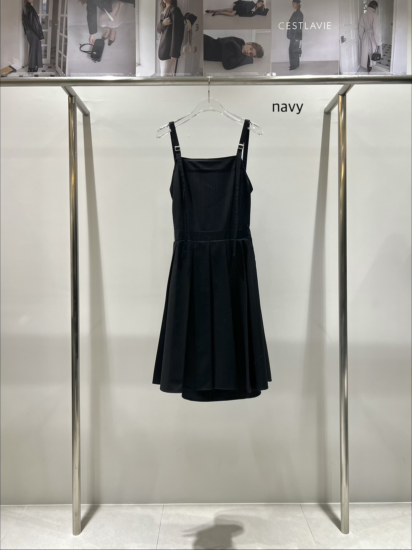 CESTLAVIE東大門實拍女士新款推薦時尚人氣連衣裙春款褶裥CESTLAVIE連衣裙圖色2深藍色