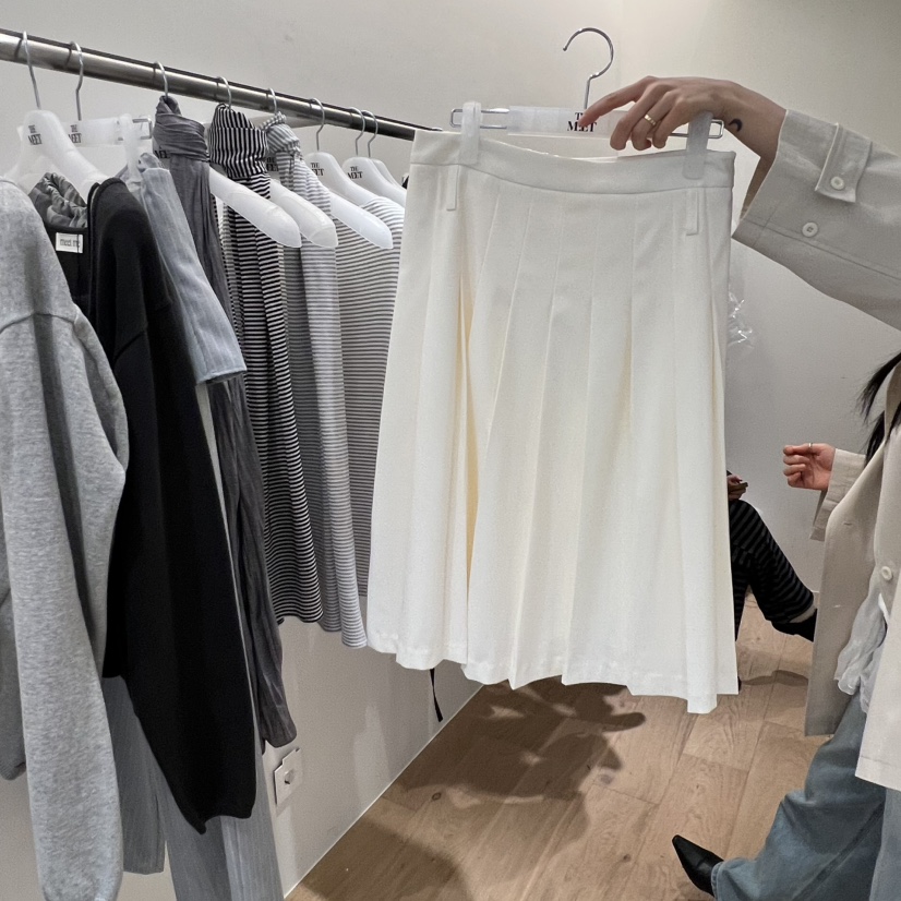 MEET ME東大門實拍女士新品職業推薦人氣半身裙中短裙褶裥MEET ME半身裙/中短裙圖色1