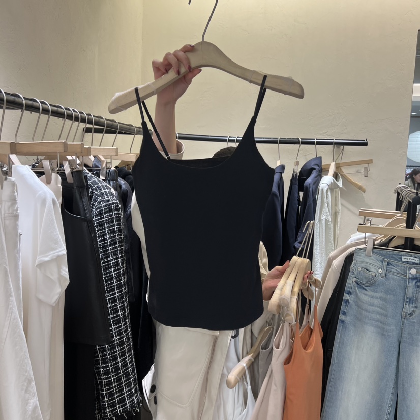 W AND J東大門直郵女裝新款推薦休閑熱賣職業時尚吊帶背心W AND J吊帶/背心圖色2