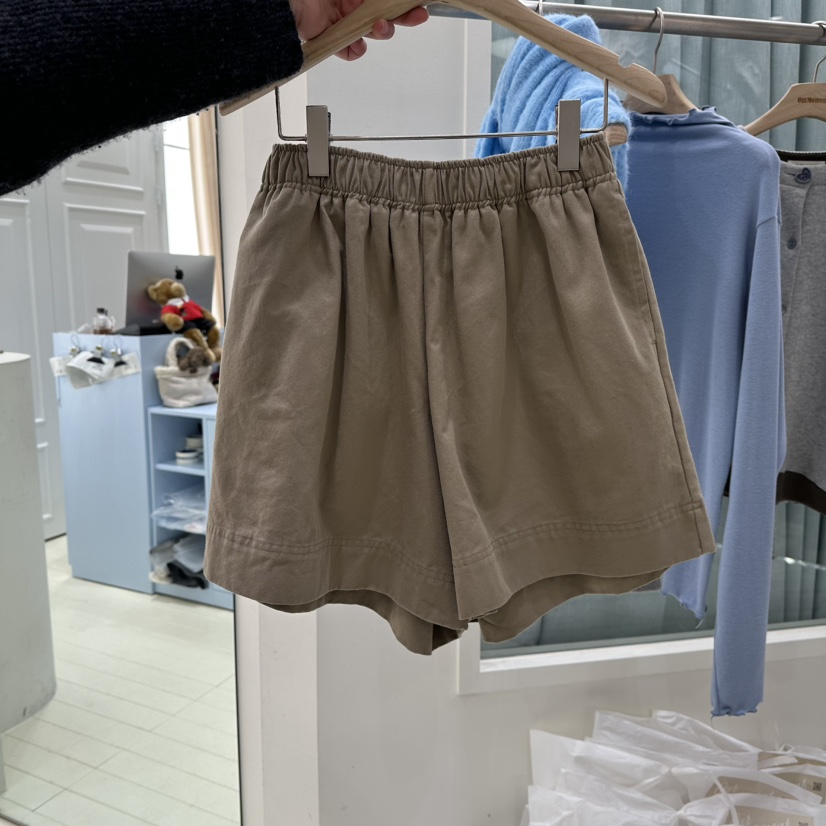 OURMOMENT東大門代購女士新款26春夏時尚真品人氣短褲春款OURMOMENT短褲圖色2