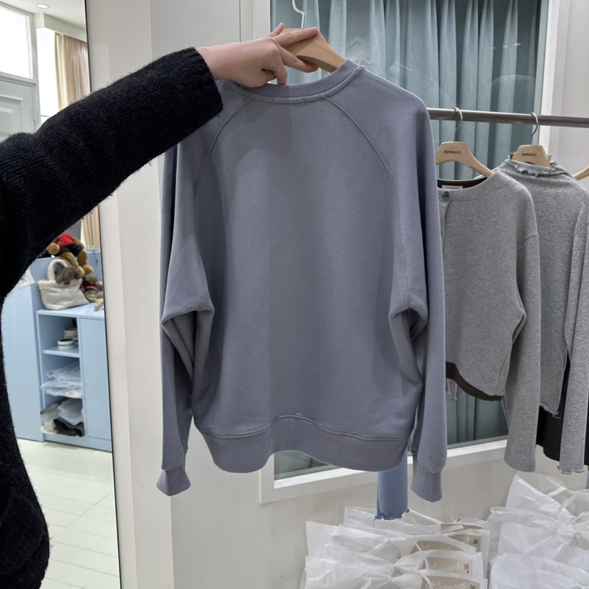 OURMOMENT東大門直郵女裝新款真品職業時尚休閑26春夏衛衣春款OURMOMENT衛衣