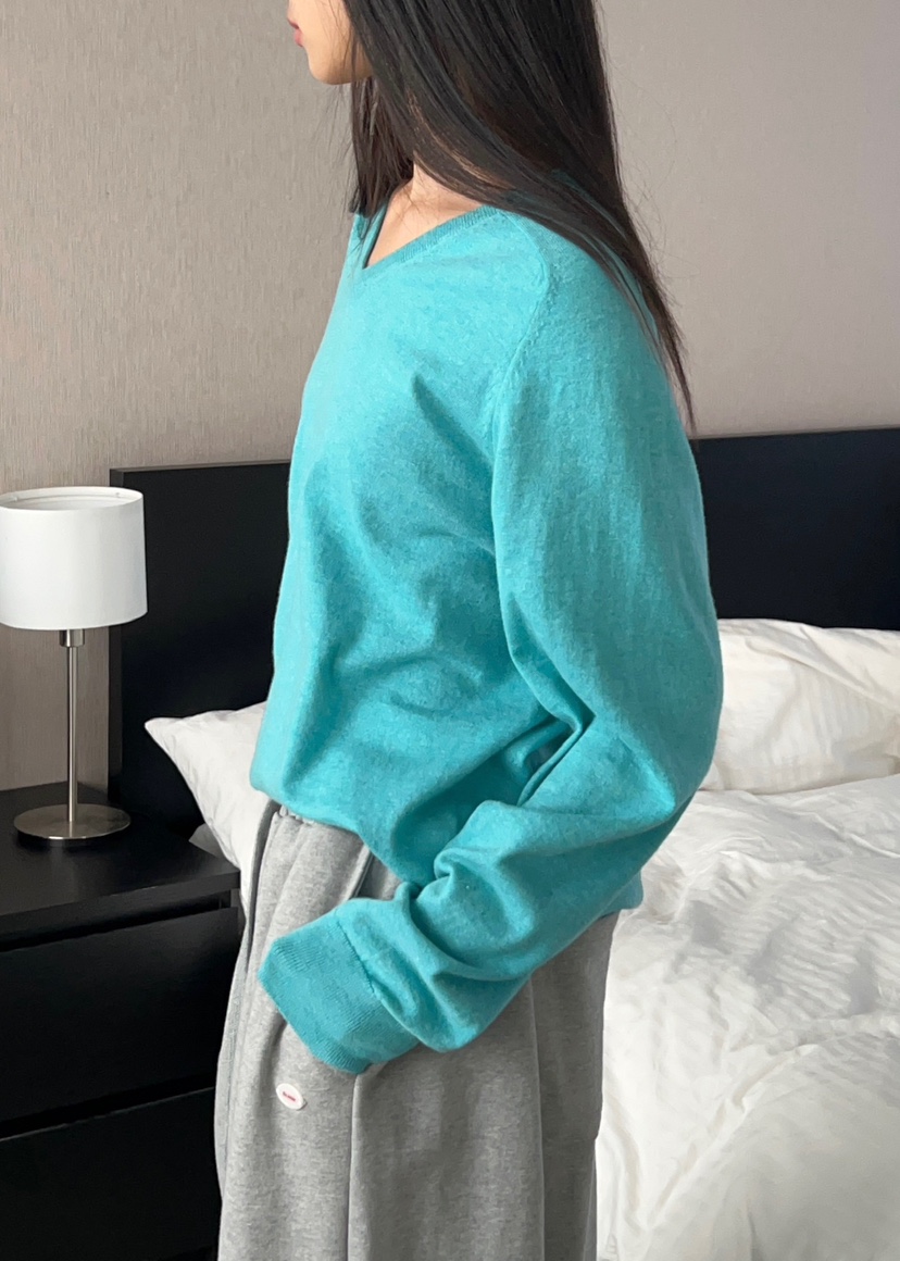 ANOTHER AVENUE東大門直郵女裝新品人氣熱賣時尚針織衫V領ANOTHER AVENUE針織衫