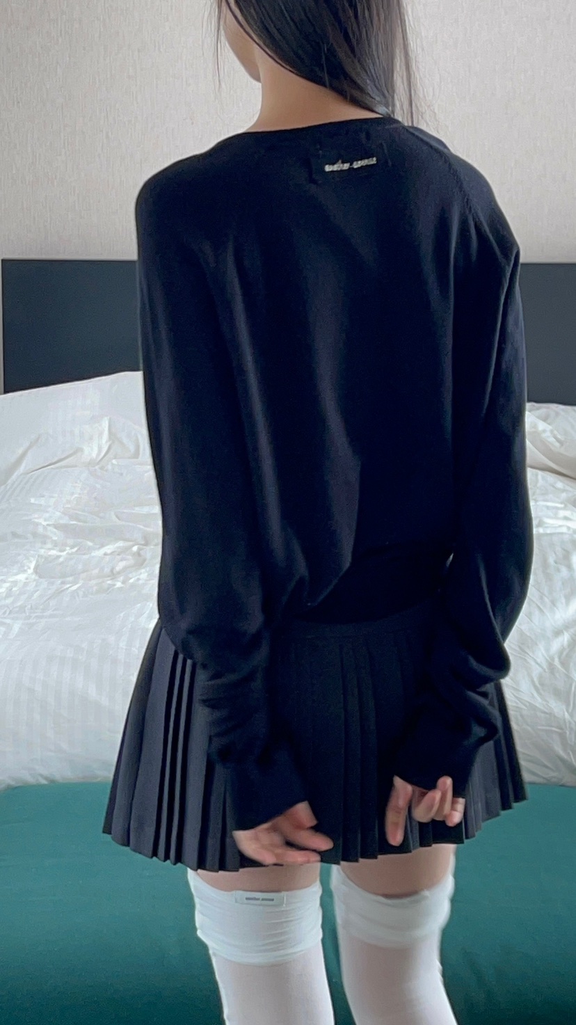 ANOTHER AVENUE東大門直郵女裝新品人氣熱賣時尚針織衫V領ANOTHER AVENUE針織衫