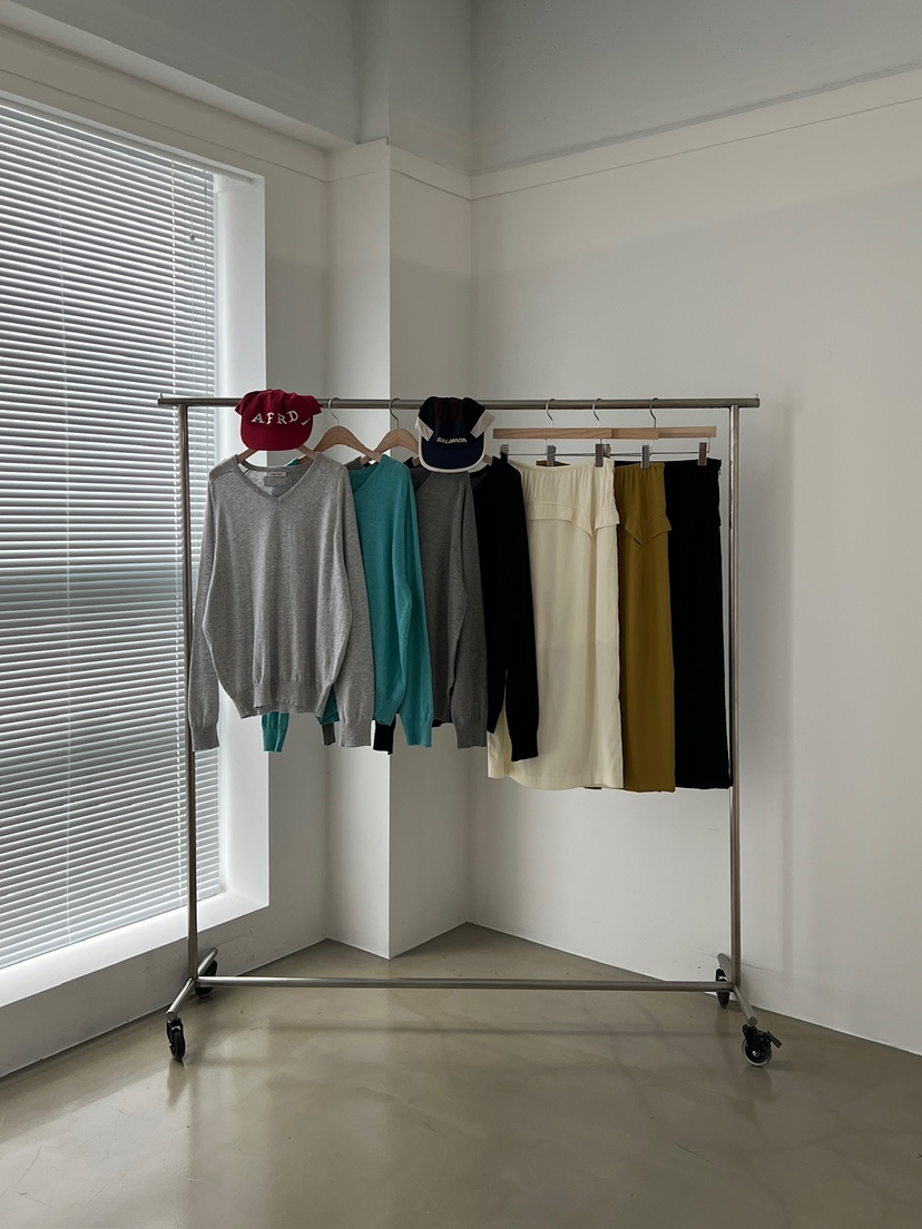 ANOTHER AVENUE東大門直郵女裝新品人氣熱賣時尚針織衫V領ANOTHER AVENUE針織衫