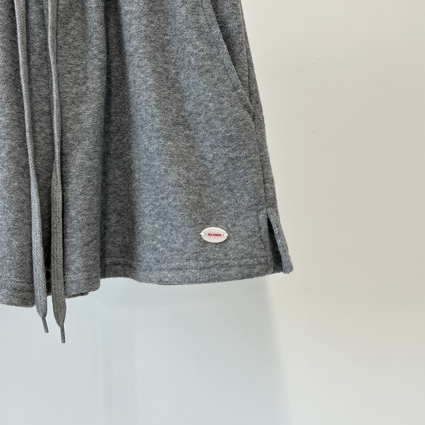 ANOTHER AVENUE東大門實拍女士新品時尚人氣職業26春夏短褲ANOTHER AVENUE短褲