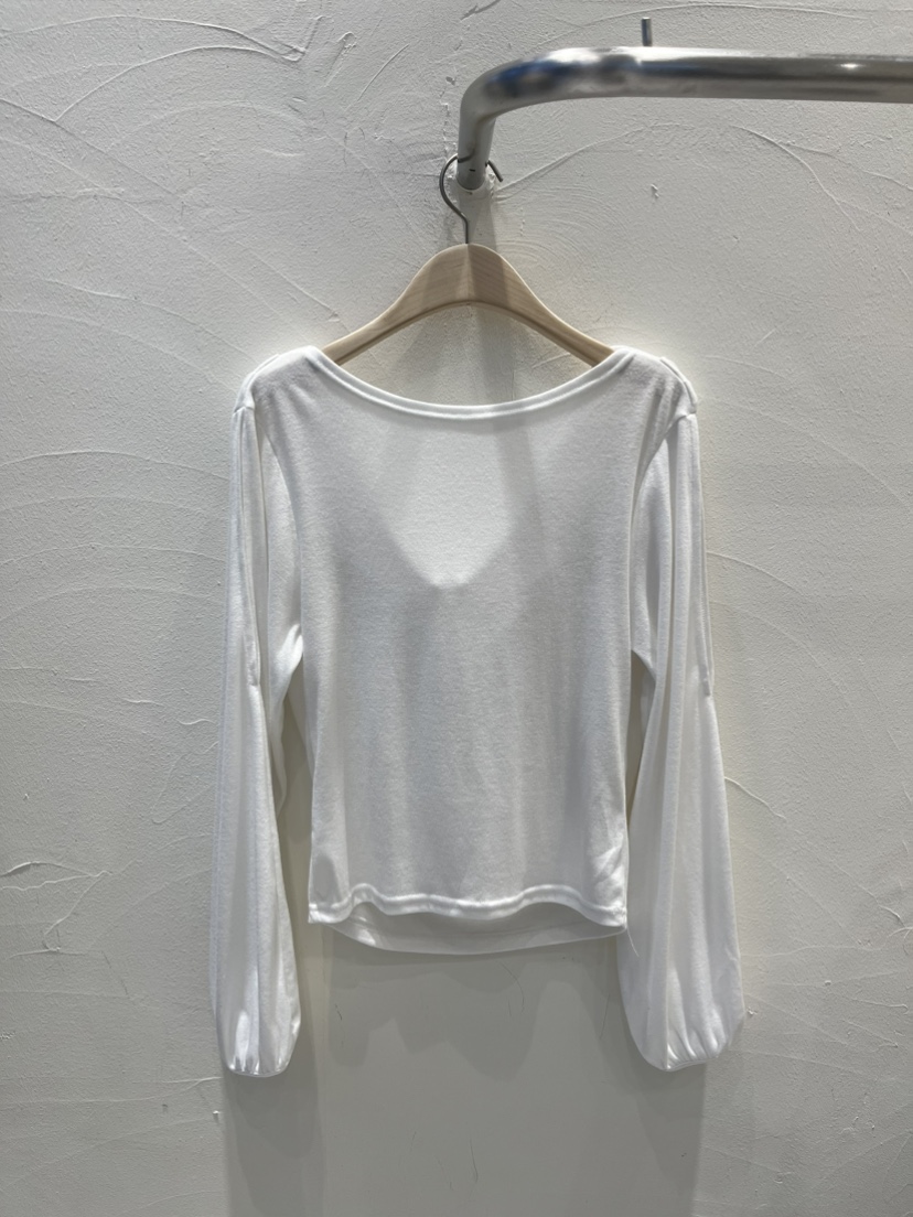 BOLD東大門直郵女裝新品真品推薦職業人氣時尚熱賣長袖T恤BOLD長袖T恤