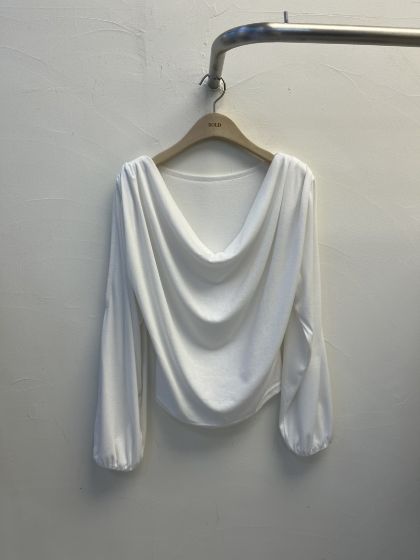 BOLD東大門直郵女裝新品真品推薦職業人氣時尚熱賣長袖T恤BOLD長袖T恤圖色2