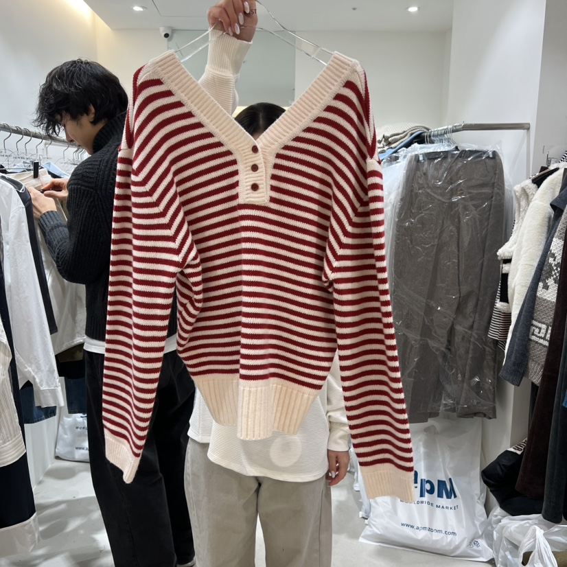 THE REST東大門代購女士新款時尚休閑26春夏針織衫V領紐扣THE REST/UNNOEUD針織衫圖色1