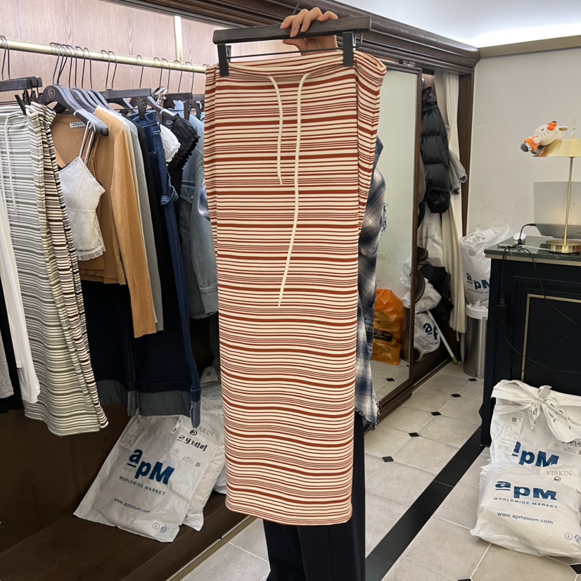 VIRKIN東大門實拍女士新款人氣職業時尚推薦半身裙中短裙VIRKIN半身裙/中短裙圖色1