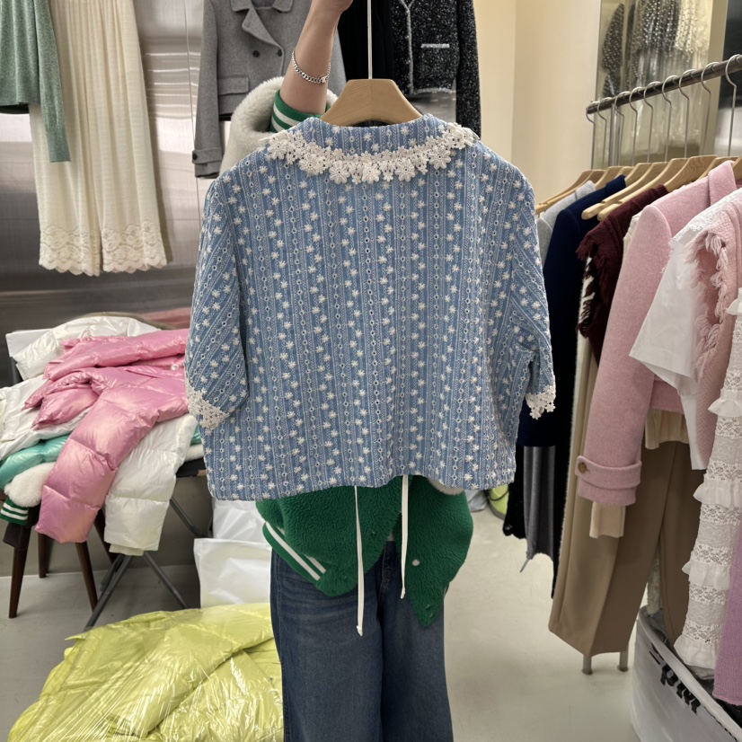 CORNER東大門實拍女裝新品推薦熱賣襯衫蕾絲衫刺繡春款繡花CORNER.302襯衫/蕾絲衫