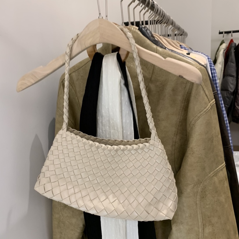 PLATE東大門直郵女士新品人氣26春夏職業真品手拿包腋下包PLATE手拿包/腋下包圖色3